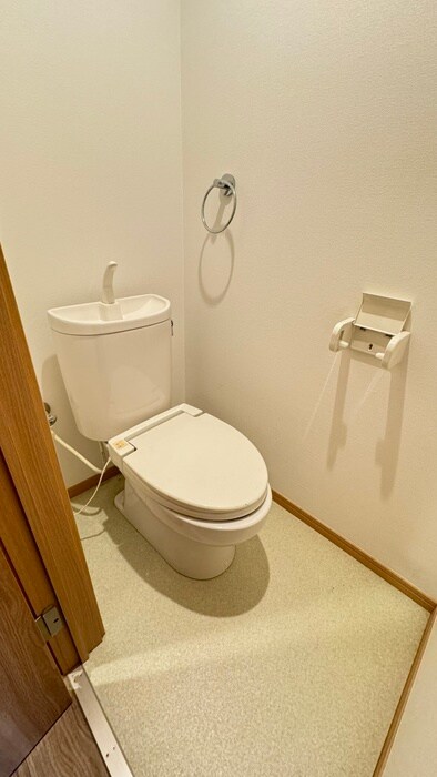 物件内観写真15　(トイレ)