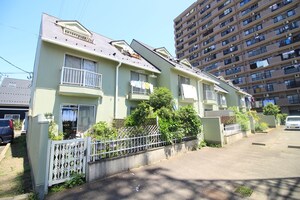 ニューグリーンハウス外観写真