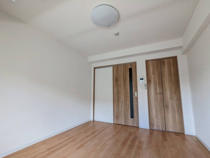 物件内観写真9　(居室)