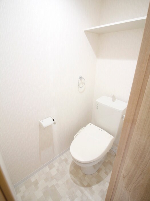 物件内観写真13　(トイレ)