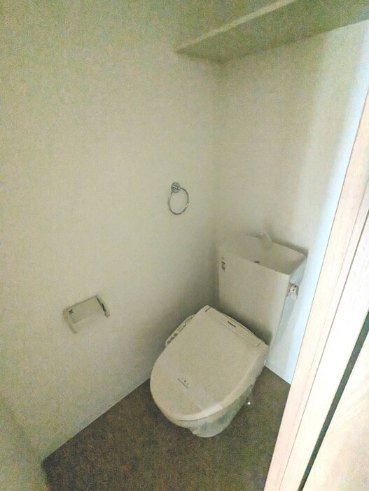 物件内観写真15　(トイレ)