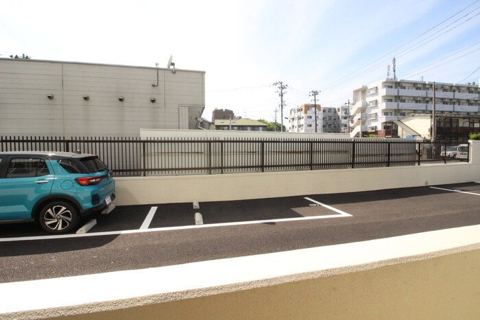 物件内観写真17　(室内からの展望)