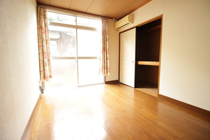 物件内観写真17　(居室)