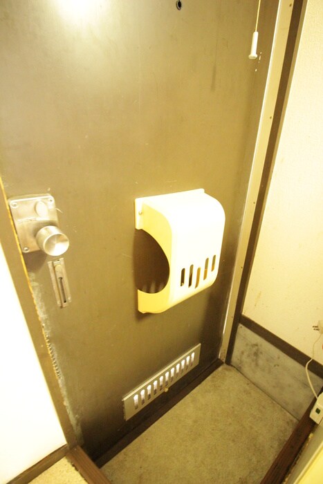 物件内観写真19　(玄関)