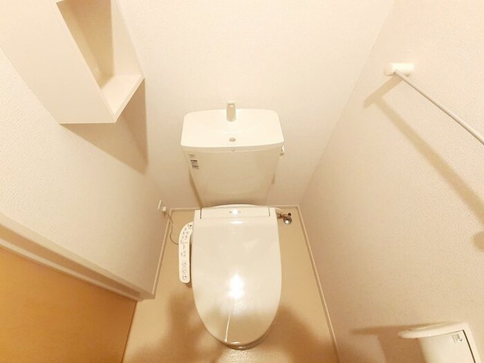 物件内観写真11　(トイレ)