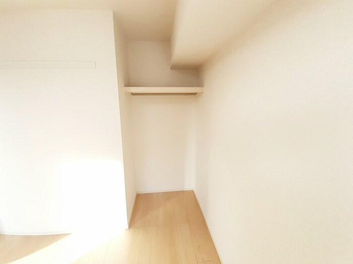 物件内観写真13　(収納)