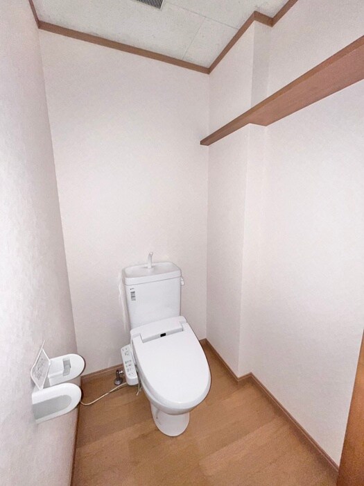 物件内観写真14　(トイレ)