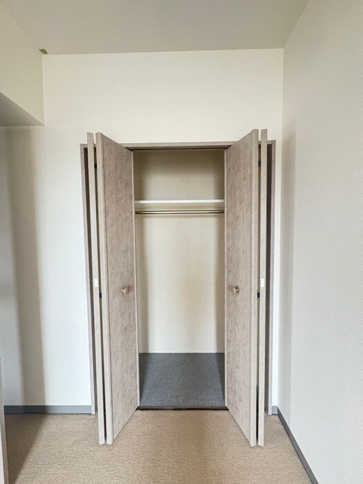 物件内観写真13　(収納)