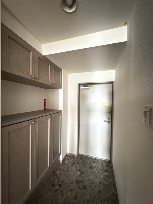 物件内観写真21　(玄関)