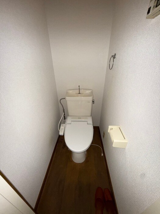 物件内観写真11　(トイレ)