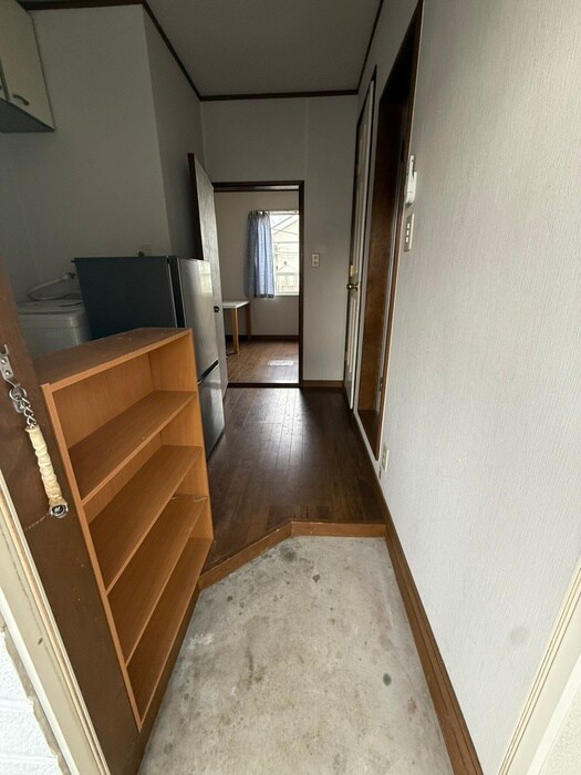 物件内観写真17　(廊下)