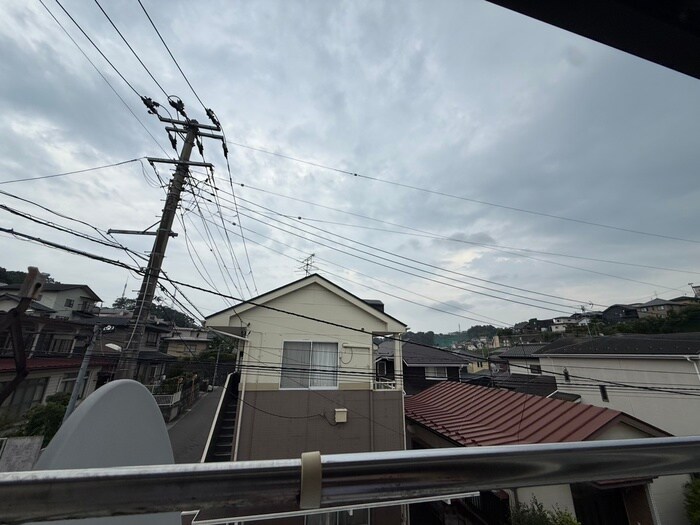 物件内観写真18　(室内からの展望)