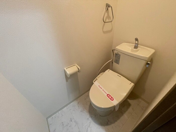 物件内観写真11　(トイレ)