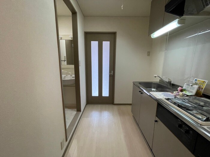 物件内観写真15　(廊下)