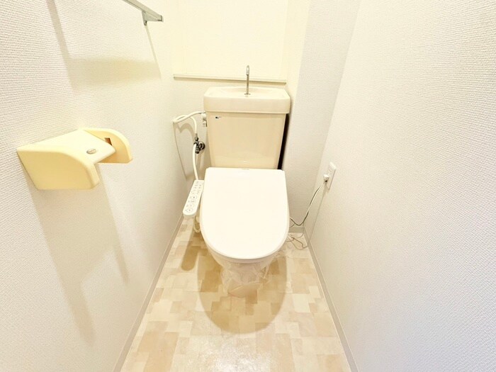 物件内観写真12　(トイレ)