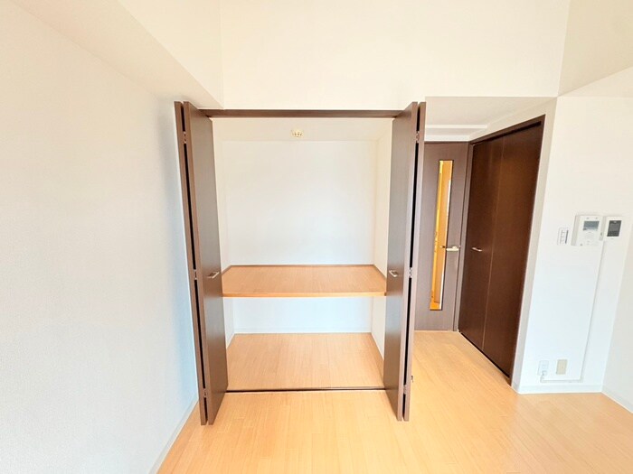 物件内観写真16　(収納)