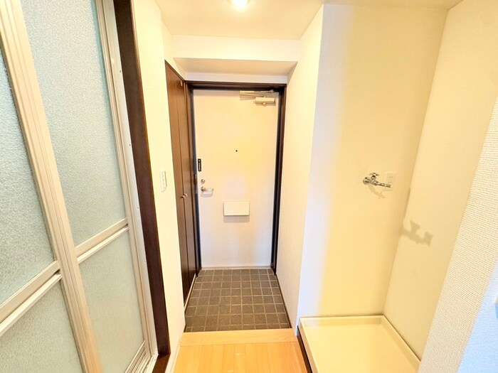 物件内観写真19　(玄関)