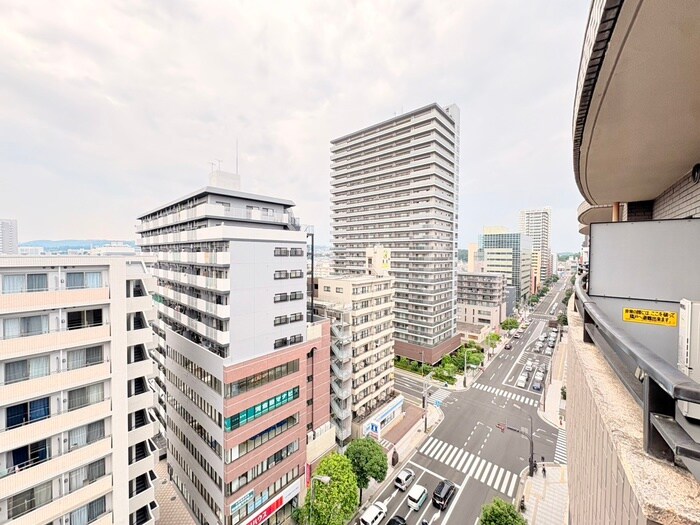 物件内観写真22　(室内からの展望)