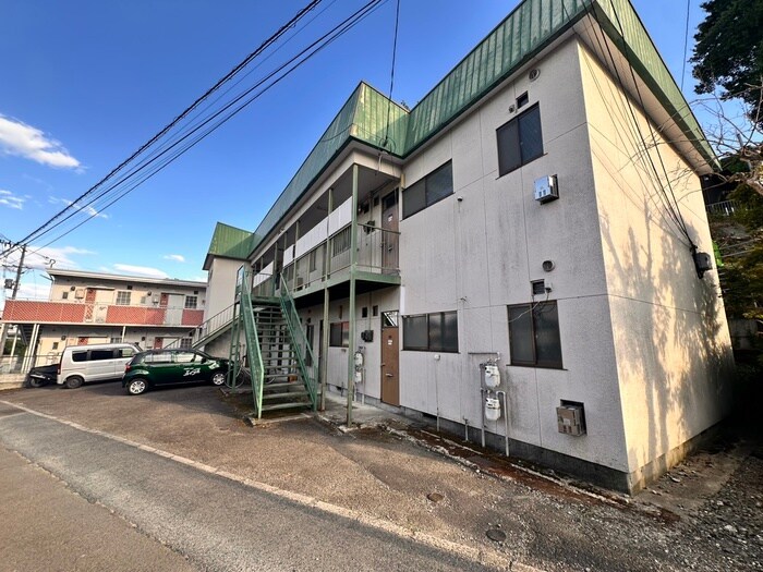 物件外観写真3　(駐車場)