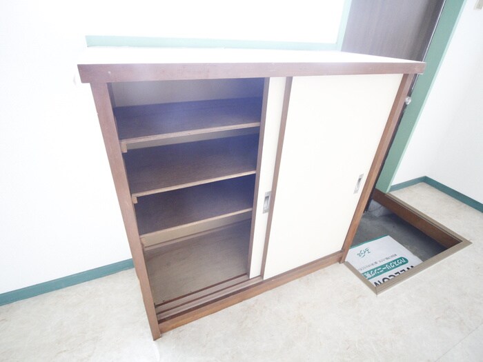 物件内観写真15　(靴箱)