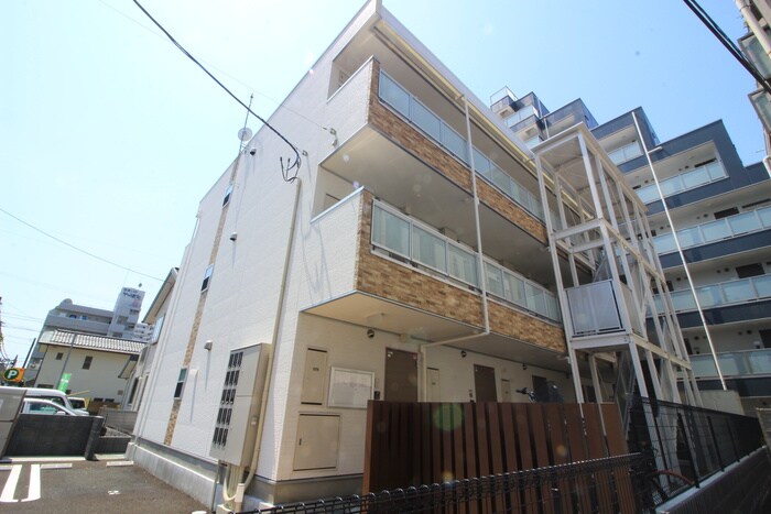 物件外観写真1　(外観写真)