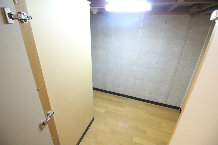 物件内観写真17　(収納)