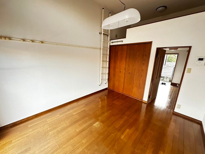 物件内観写真9　(居室)