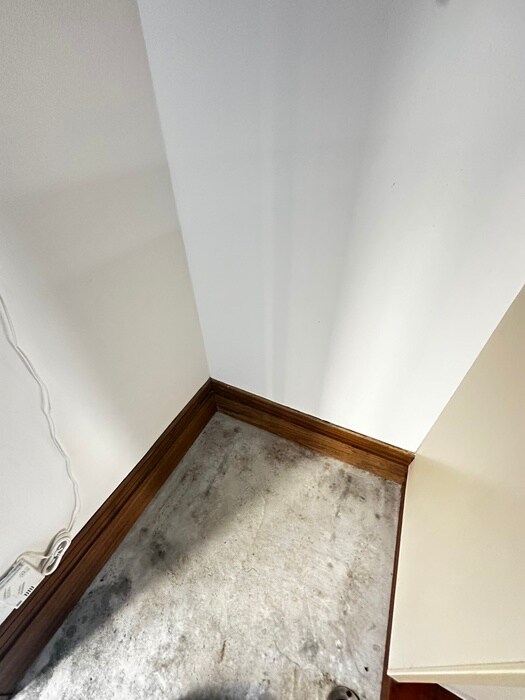 物件内観写真15　(洗濯機置場)