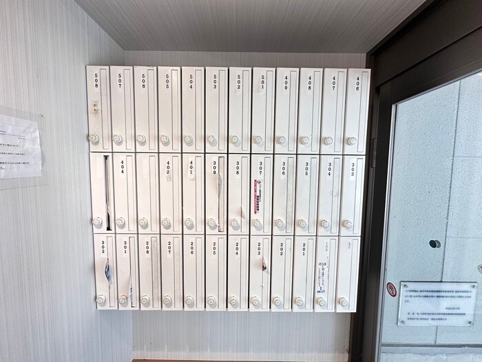 物件外観写真4　(建物設備)