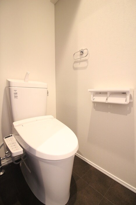物件内観写真13　(トイレ)
