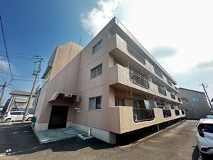 渡幸ベルメゾン苦竹外観写真