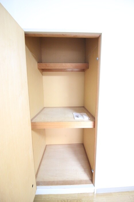 物件内観写真16　(収納)