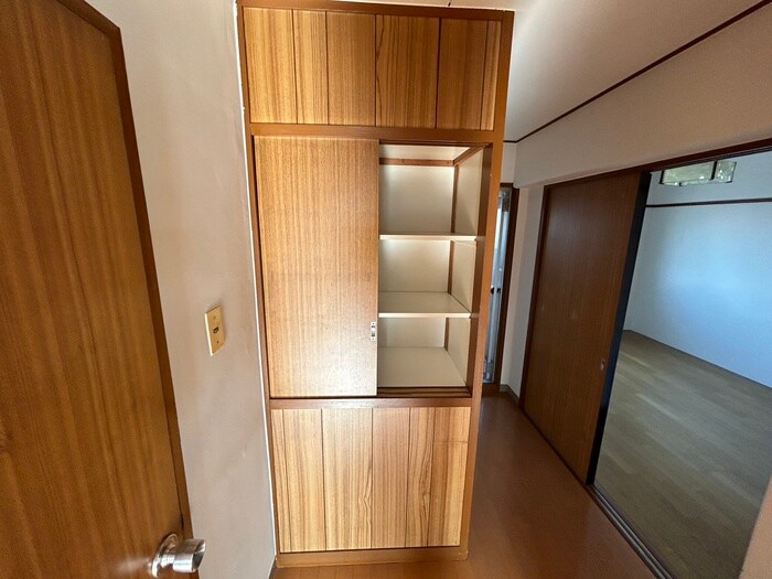 物件内観写真18　(収納)