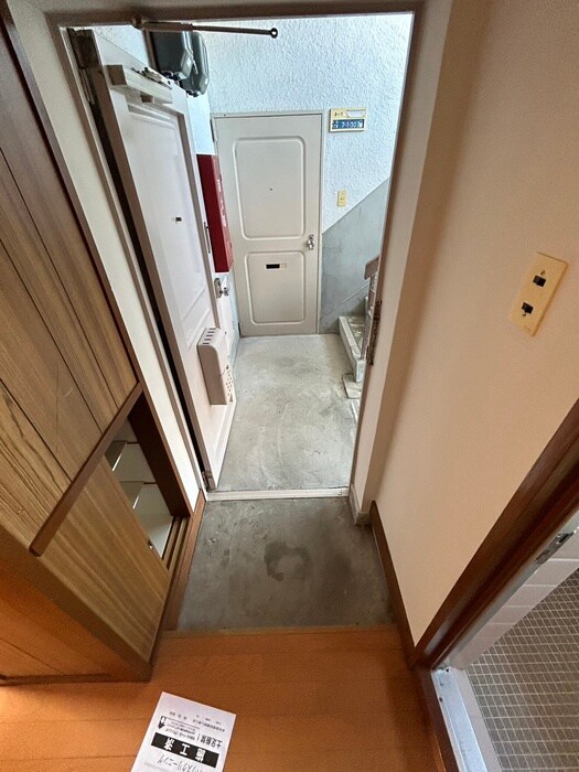 物件内観写真21　(玄関)