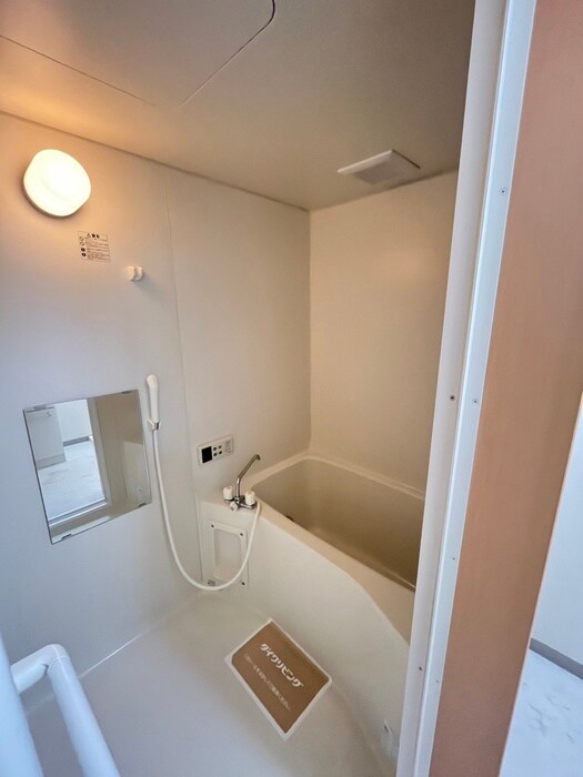 物件内観写真12　(バス／シャワールーム等)