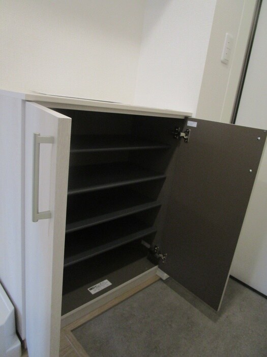 物件内観写真19　(靴箱)