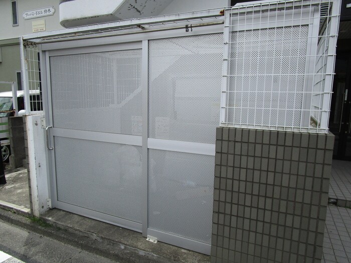 物件外観写真6　(建物設備)