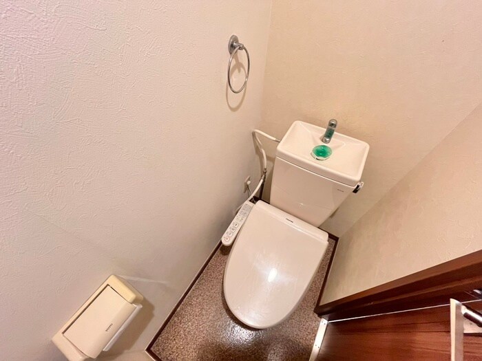 物件内観写真16　(トイレ)