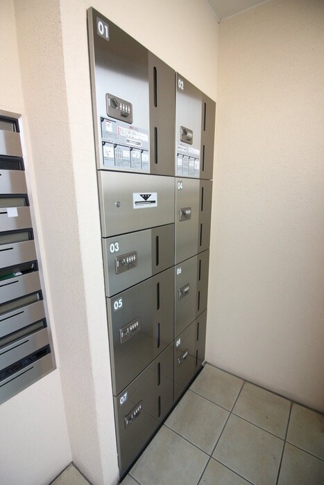 物件外観写真4　(建物設備)