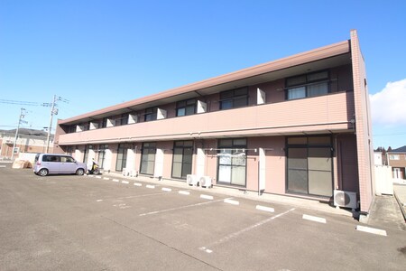 多賀城イーストB外観写真