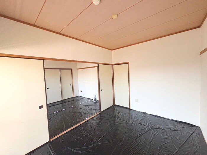 物件内観写真8　(居室)