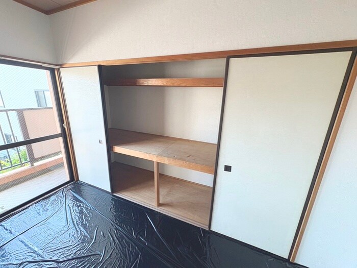 物件内観写真11　(収納)