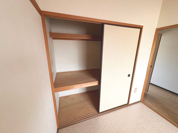 物件内観写真12　(収納)