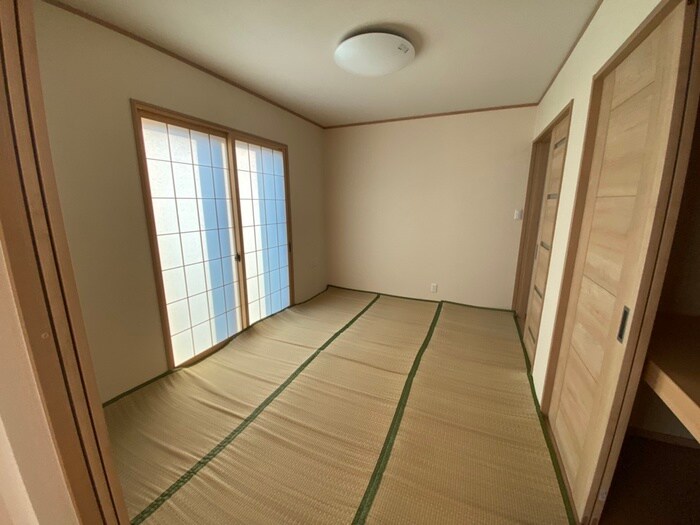 物件内観写真5　(居室)