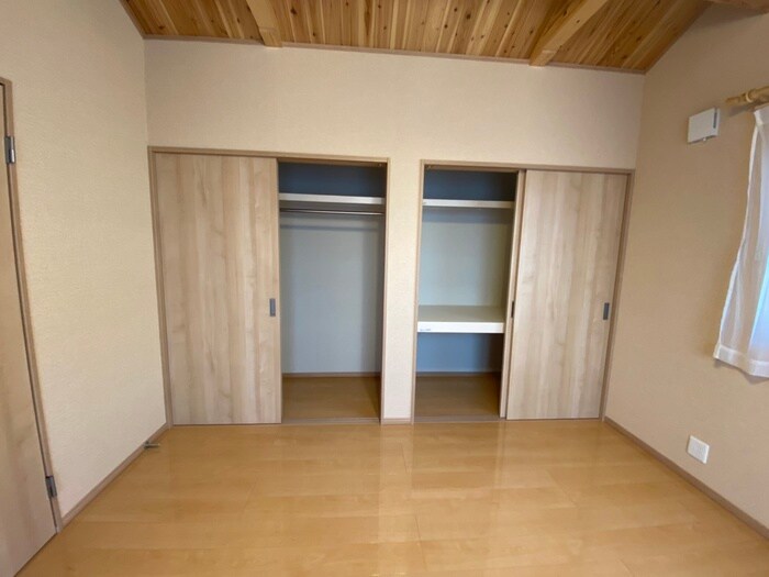 物件内観写真13　(収納)