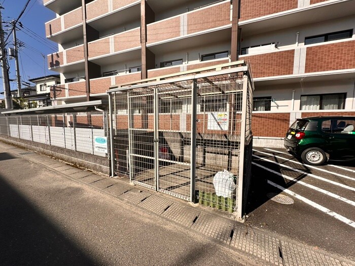 物件外観写真6　(建物設備)