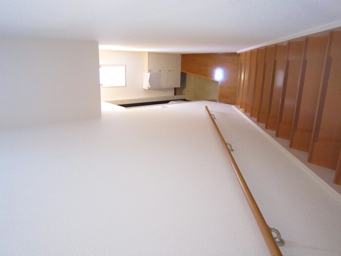 物件内観写真16　(玄関)