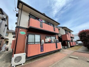 レジュウィールB棟外観写真