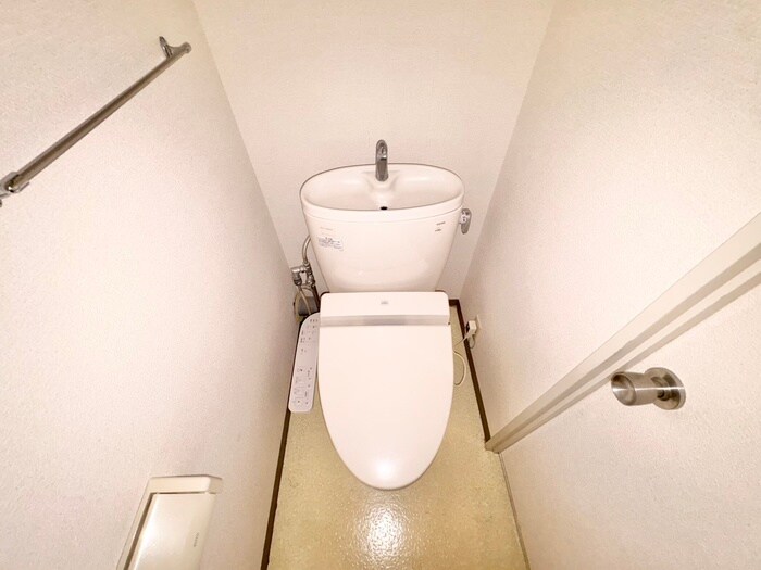 物件内観写真12　(トイレ)