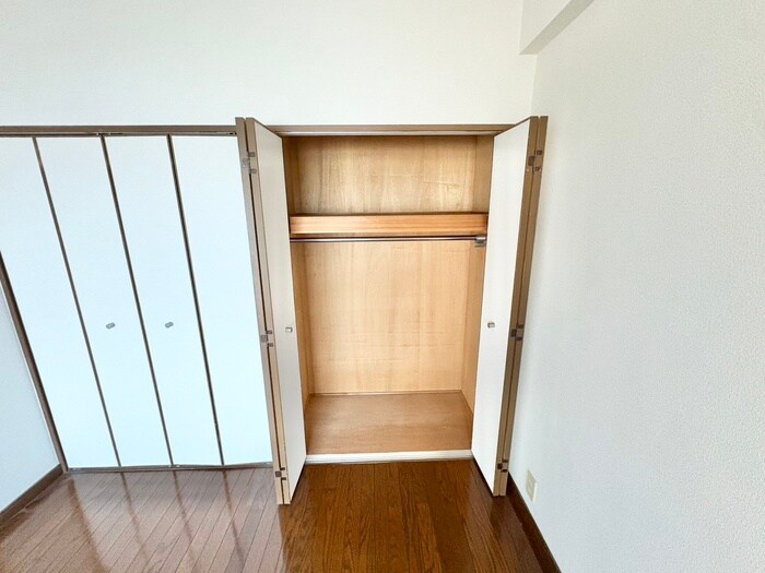物件内観写真16　(収納)